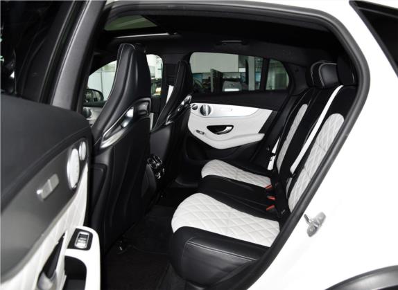 奔驰GLC轿跑 AMG 2018款 AMG GLC 63 S 4MATIC+ 轿跑SUV 车厢座椅   后排空间