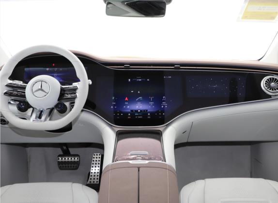 奔驰EQS AMG 2022款 AMG EQS 53 4MATIC+ 中控类   中控台