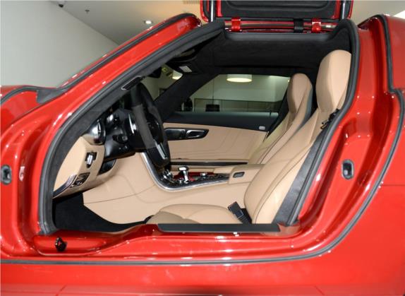 奔驰SLS级AMG 2013款 SLS AMG 45周年中国限量版 车厢座椅   前排空间
