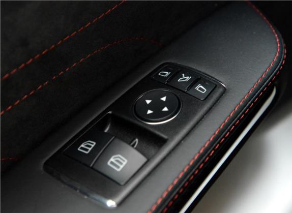 奔驰SLS级AMG 2014款 SLS AMG Black Series 车厢座椅   门窗控制