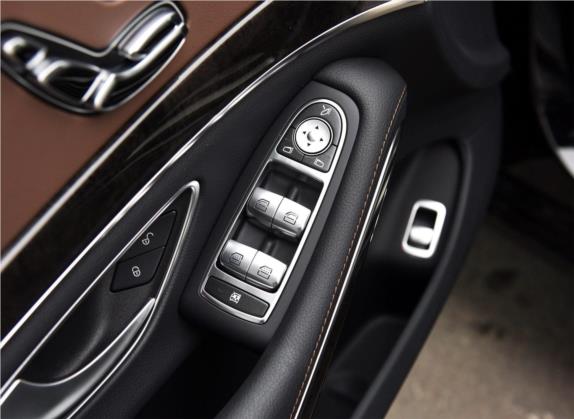迈巴赫S级 2015款 S 400 4MATIC 车厢座椅   门窗控制