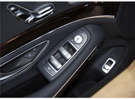 迈巴赫S级 2018款 S 450 4MATIC 车厢座椅   门窗控制