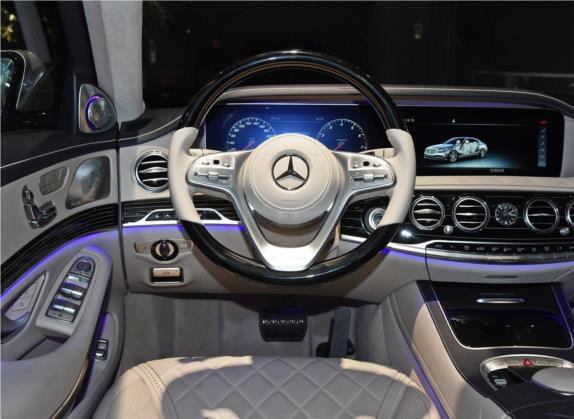 迈巴赫S级 2020款 S 680 双调典藏版 中控类   驾驶位
