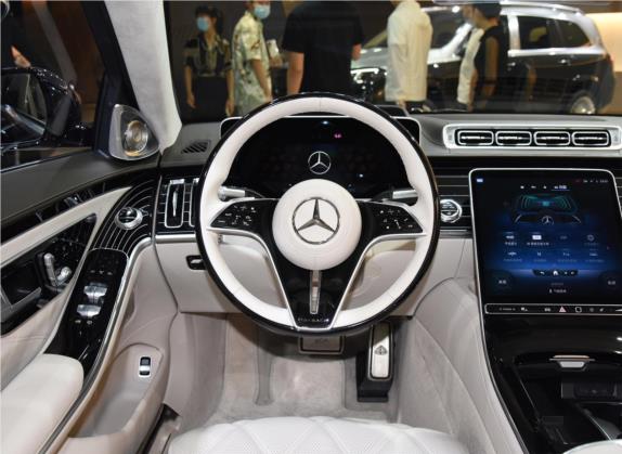 迈巴赫S级 2021款 S 580 4MATIC 中控类   驾驶位