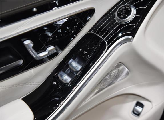 迈巴赫S级 2021款 S 580 4MATIC 车厢座椅   门窗控制