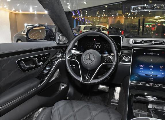 迈巴赫S级 2022款 S 680 4MATIC 100周年纪念版 中控类   驾驶位