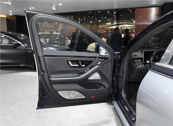 迈巴赫S级 2022款 S 680 4MATIC 100周年纪念版 车厢座椅   前门板