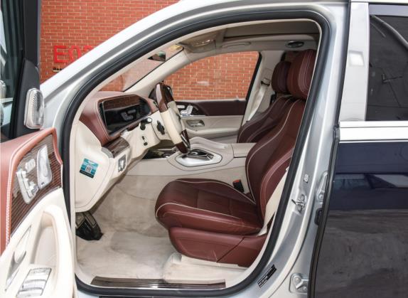 迈巴赫GLS 2021款 GLS 600 4MATIC 礼尚版 车厢座椅   前排空间