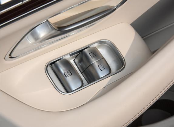 迈巴赫GLS 2021款 GLS 600 4MATIC 礼尚版 车厢座椅   门窗控制