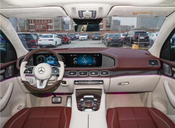 迈巴赫GLS 2021款 GLS 600 4MATIC 礼乐版 中控类   中控全图