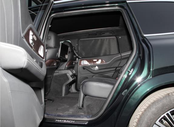 迈巴赫GLS 2021款 GLS 480 4MATIC 车厢座椅   后排空间