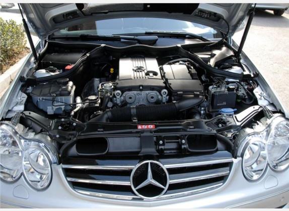 奔驰CLK级 2006款 CLK 200K 双门轿跑车 其他细节类   发动机舱