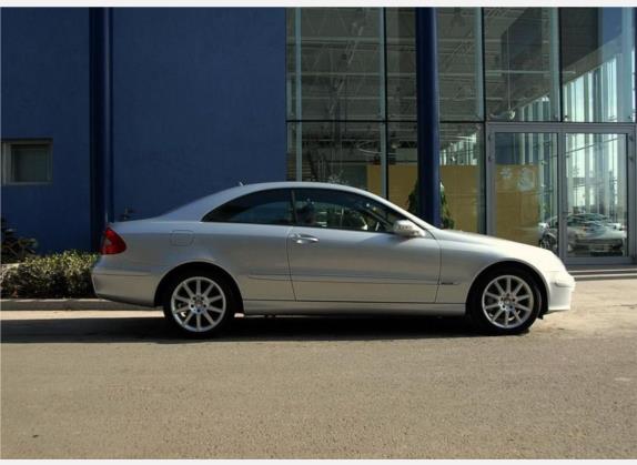 奔驰CLK级 2006款 CLK 200K 双门轿跑车 外观   正侧