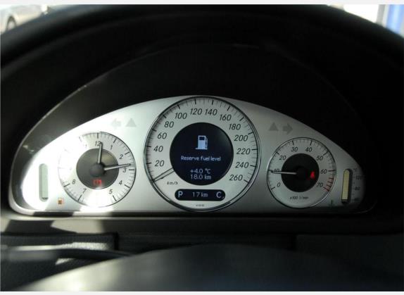 奔驰CLK级 2006款 CLK 200K 双门轿跑车 中控类   仪表盘