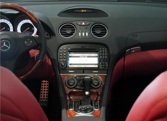 奔驰SL级 2010款 SL 350 中控类   中控台