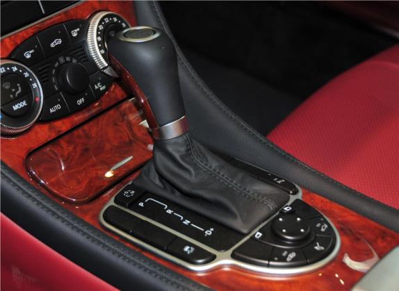 奔驰SL级 2010款 SL 350 中控类   挡把