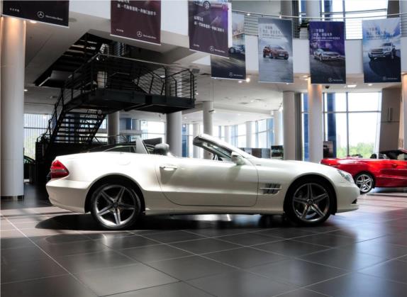 奔驰SL级 2011款 SL 350 Grand Edition 外观   正侧