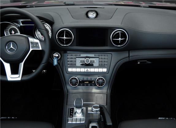 奔驰SL级 2013款 SL 350 豪华运动型 中控类   中控台