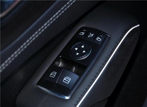 奔驰SL级 2013款 SL 350 豪华运动型 车厢座椅   门窗控制