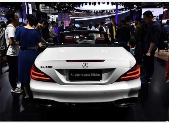 奔驰SL级 2018款 SL 400 倾情特别版 外观   正后
