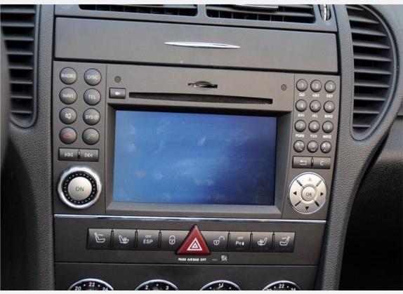 奔驰SLK级 2009款 SLK 350 中控类   中控台