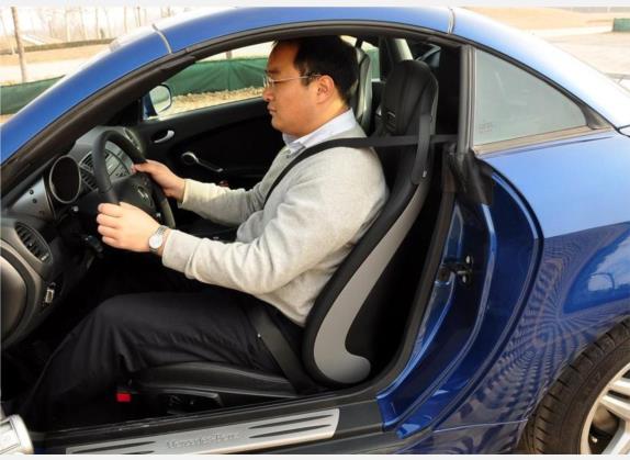 奔驰SLK级 2009款 SLK 350 车厢座椅   前排空间