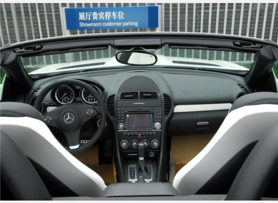奔驰SLK级 2009款 SLK 300 黑白经典版 中控类   中控全图