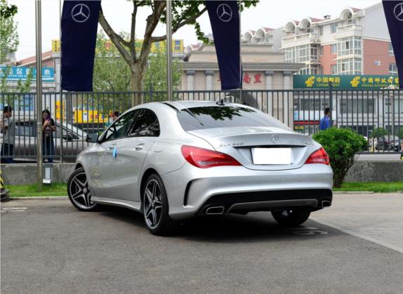 奔驰CLA 2014款 CLA 260 4MATIC 外观   斜后