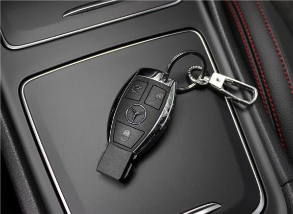 奔驰CLA 2017款 改款 CLA 220 4MATIC 其他细节类   钥匙
