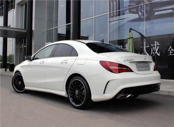 奔驰CLA 2017款 改款 CLA 220 4MATIC 外观   斜后