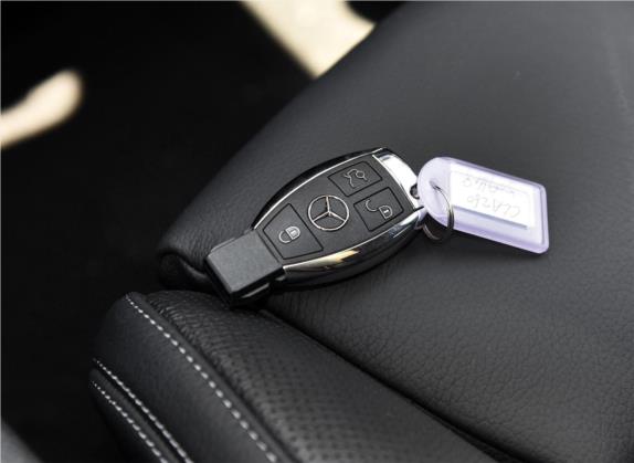 奔驰CLA 2017款 改款 CLA 260 4MATIC 其他细节类   钥匙
