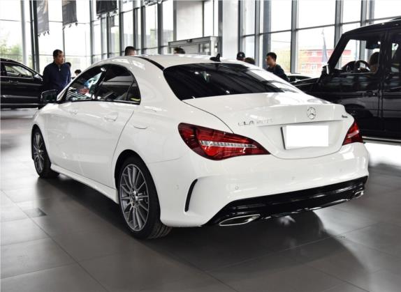 奔驰CLA 2018款 CLA 220 4MATIC 外观   斜后