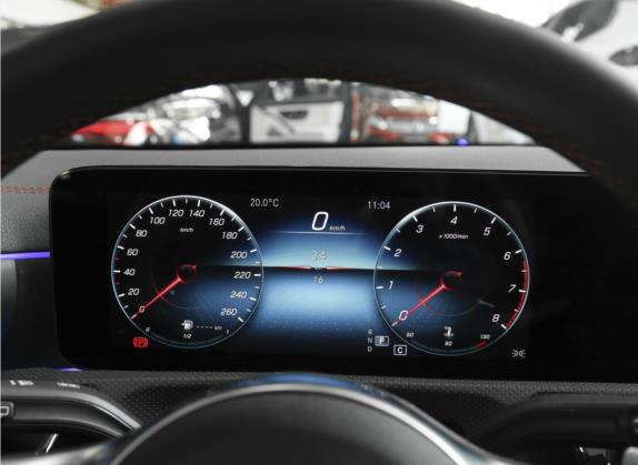奔驰CLA 2021款 CLA 200 猎跑车 中控类   仪表盘
