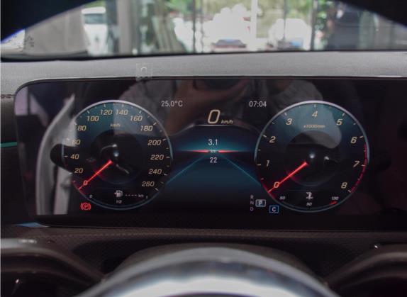 奔驰CLA 2021款 CLA 260 4MATIC 猎跑车 中控类   仪表盘