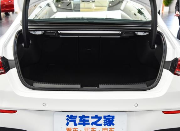 奔驰CLA 2022款 CLA 200 车厢座椅   后备厢