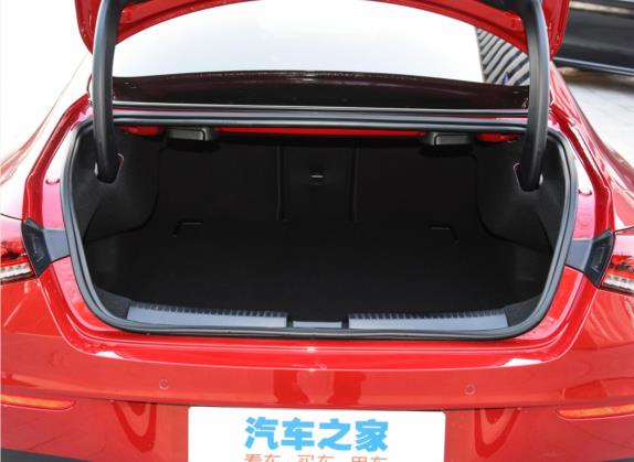 奔驰CLA 2022款 CLA 260 4MATIC 车厢座椅   后备厢