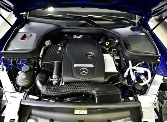 奔驰GLC轿跑 2017款 GLC 200 4MATIC 轿跑SUV 其他细节类   发动机舱