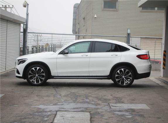 奔驰GLC轿跑 2017款 GLC 260 4MATIC 轿跑SUV 外观   正侧