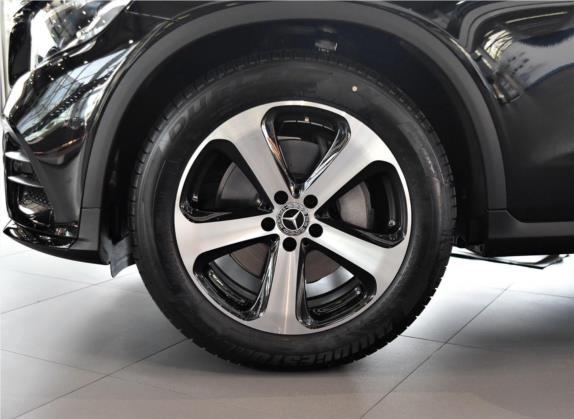 奔驰GLC轿跑 2018款 GLC 200 4MATIC 轿跑SUV 其他细节类   前轮