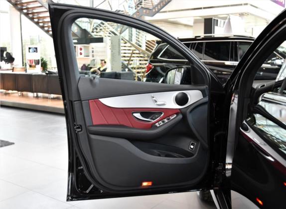 奔驰GLC轿跑 2018款 GLC 200 4MATIC 轿跑SUV 车厢座椅   前门板
