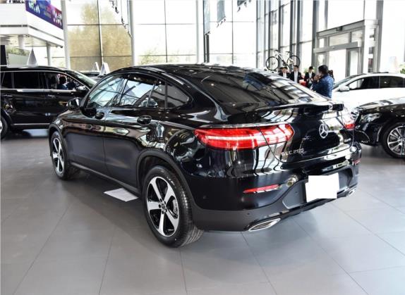 奔驰GLC轿跑 2018款 GLC 200 4MATIC 轿跑SUV 外观   斜后