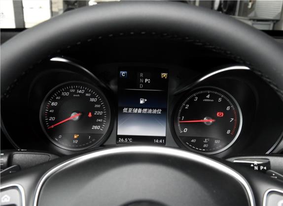 奔驰GLC轿跑 2018款 GLC 300 4MATIC 轿跑SUV 中控类   仪表盘