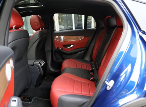 奔驰GLC轿跑 2019款 GLC 260 4MATIC 轿跑SUV 车厢座椅   后排空间