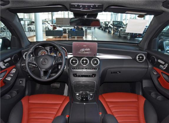 奔驰GLC轿跑 2019款 GLC 300 4MATIC 轿跑SUV 中控类   中控全图