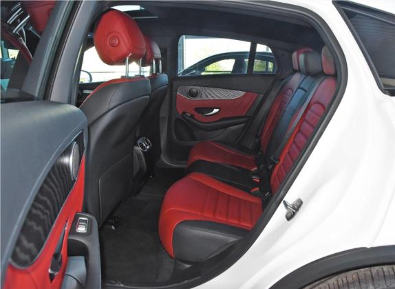 奔驰GLC轿跑 2019款 GLC 300 4MATIC 轿跑SUV 车厢座椅   后排空间