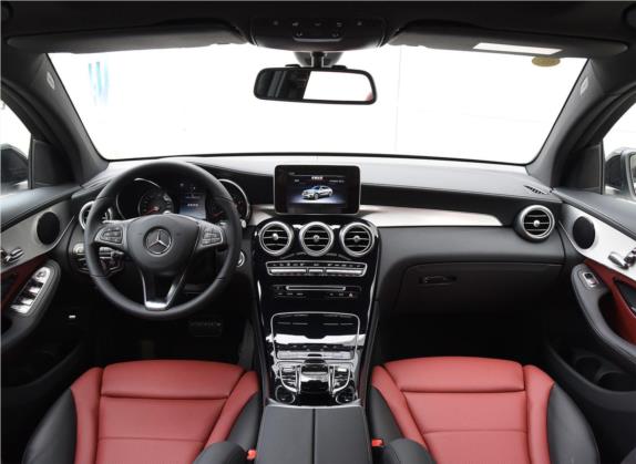 奔驰GLC轿跑 2019款 改款 GLC 200 4MATIC 轿跑SUV 中控类   中控全图