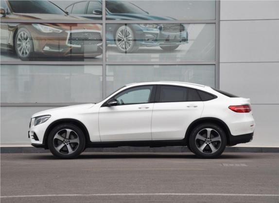奔驰GLC轿跑 2019款 改款 GLC 200 4MATIC 轿跑SUV 外观   正侧