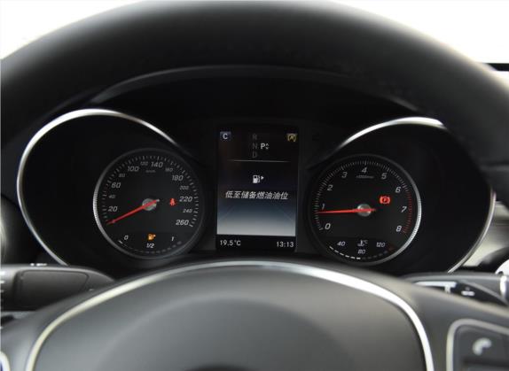 奔驰GLC轿跑 2019款 改款 GLC 200 4MATIC 轿跑SUV 中控类   仪表盘