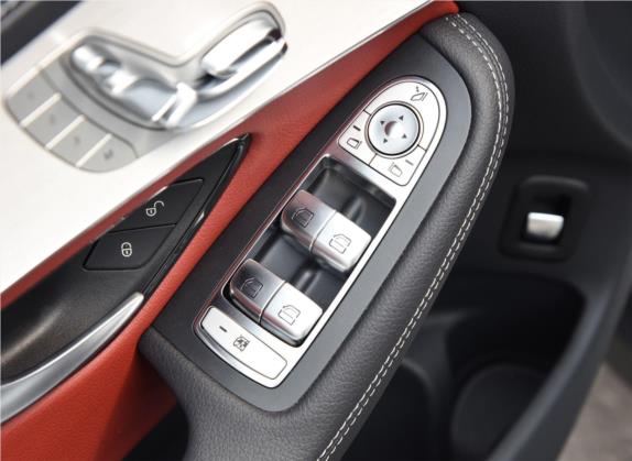 奔驰GLC轿跑 2019款 改款 GLC 200 4MATIC 轿跑SUV 车厢座椅   门窗控制