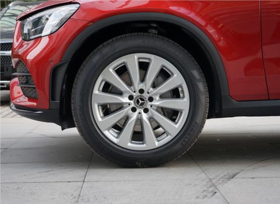 奔驰GLC轿跑 2020款 GLC 260 4MATIC 轿跑SUV 其他细节类   前轮